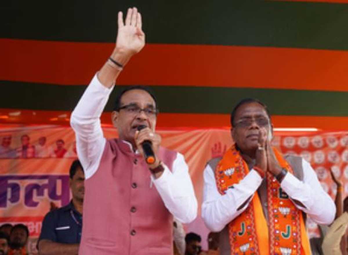 झारखंड में भाजपा सरकार बनते ही पेपर लीक की सीबीआई जांच होगी : शिवराज सिंह चौहान झारखंड में भाजपा सरकार बनते ही पेपर लीक की सीबीआई जांच होगी : शिवराज सिंह चौहान